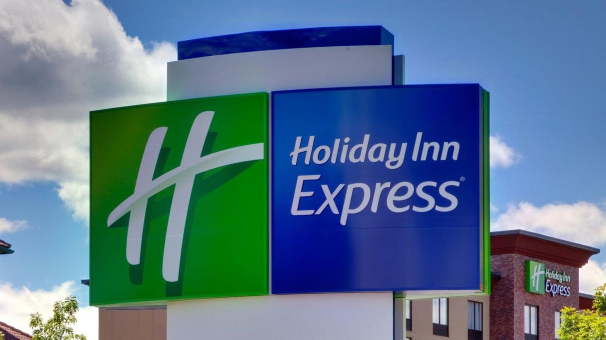 Holiday Inn Express Savannah - Gateway By Ihg Экстерьер фото